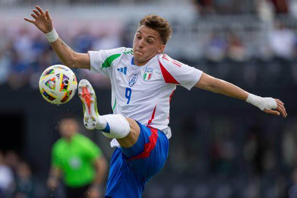 1711069579186017360.jpg 2102899664-612x612.jpg